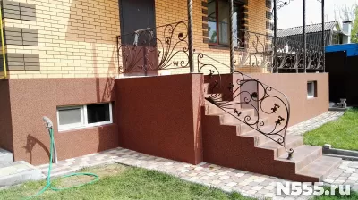 Отделка цоколя декоративной плиткой